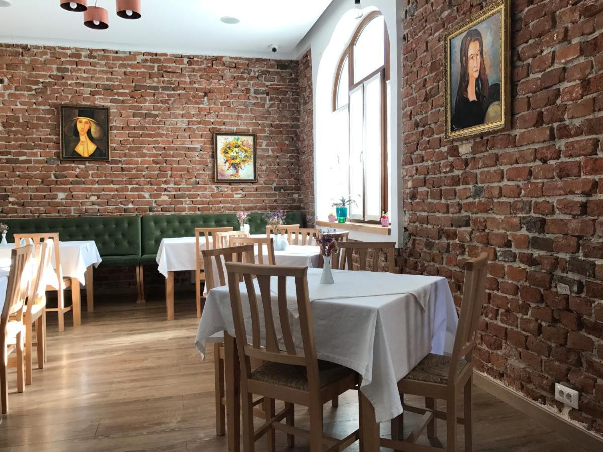 Casa Del Sole Hotel Alba Iulia Bagian luar foto