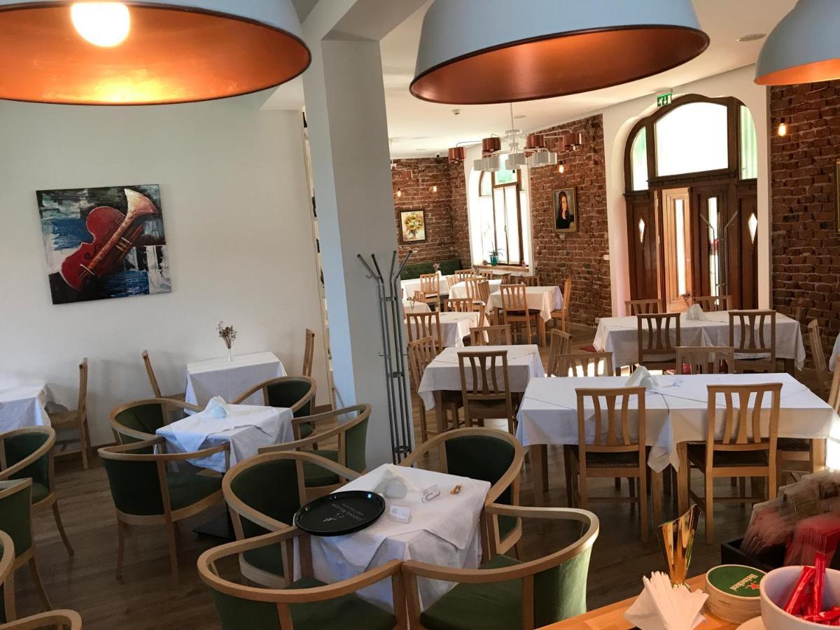 Casa Del Sole Hotel Alba Iulia Bagian luar foto