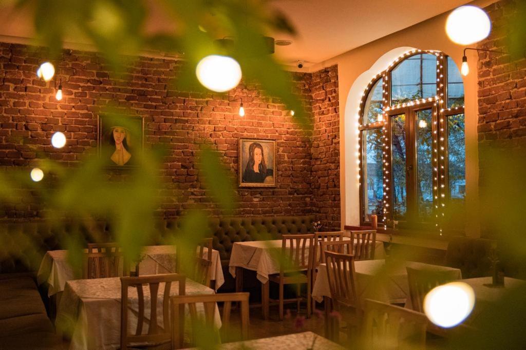 Casa Del Sole Hotel Alba Iulia Bagian luar foto