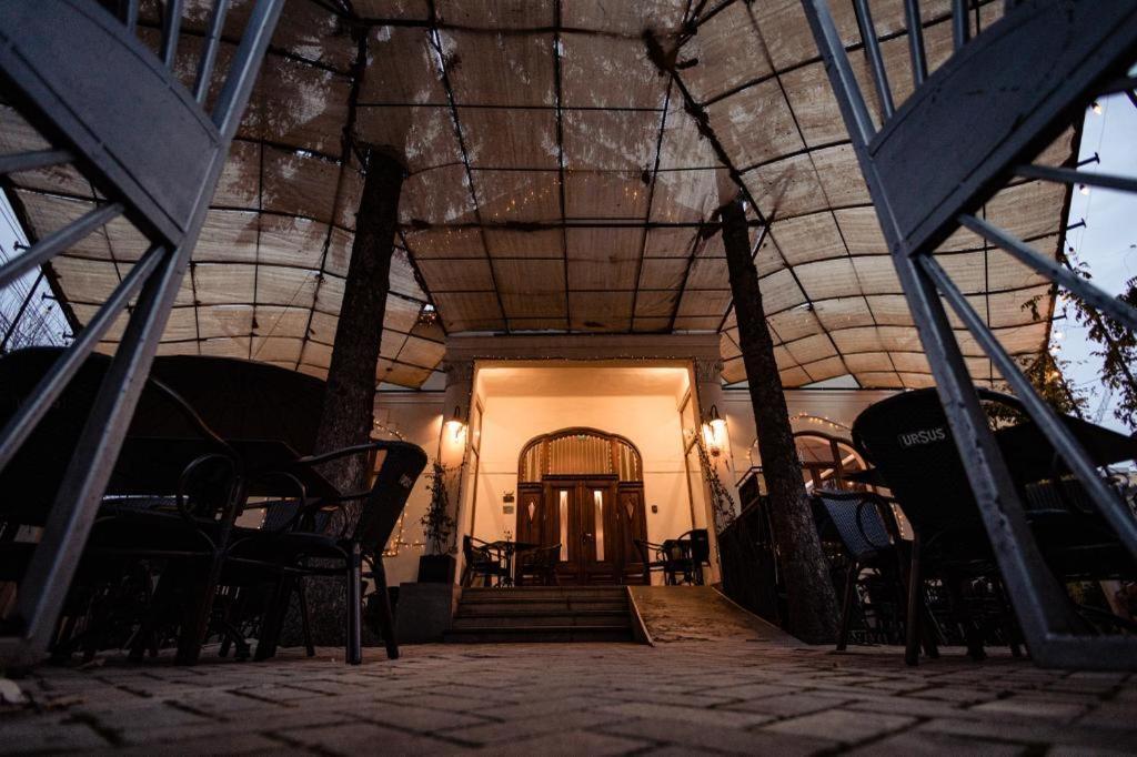 Casa Del Sole Hotel Alba Iulia Bagian luar foto