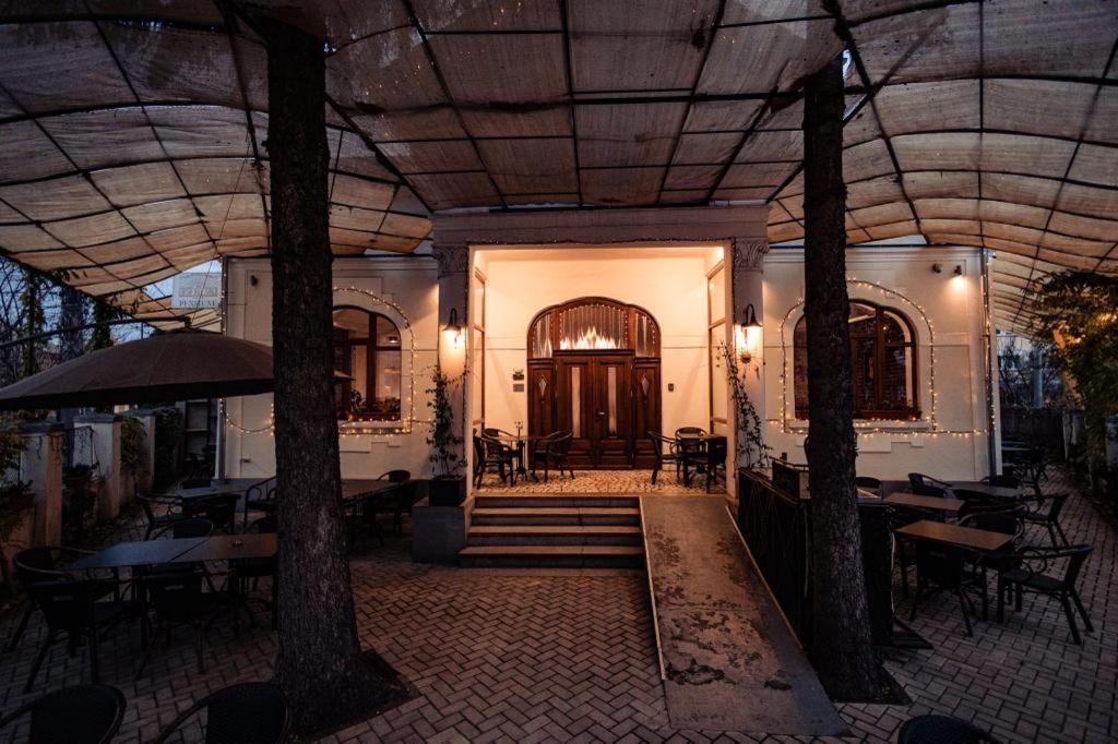 Casa Del Sole Hotel Alba Iulia Bagian luar foto